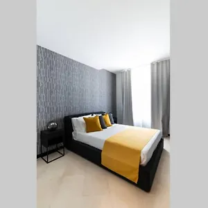 https://laus-app2-art-design-nel-cuore-di-bari-via-dante-alighieri.barihotels.org