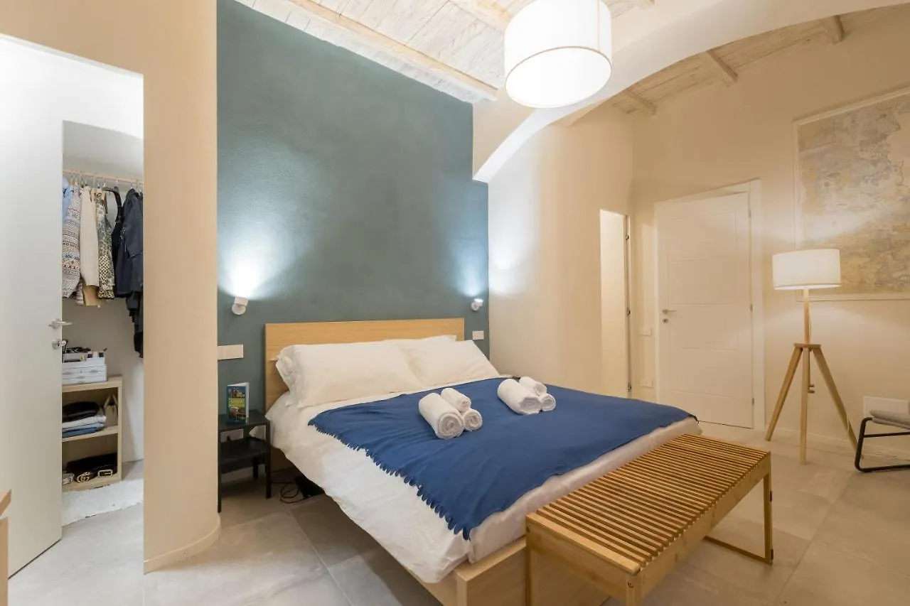 Al Caruggio Guest House Genova 0*,  Italia